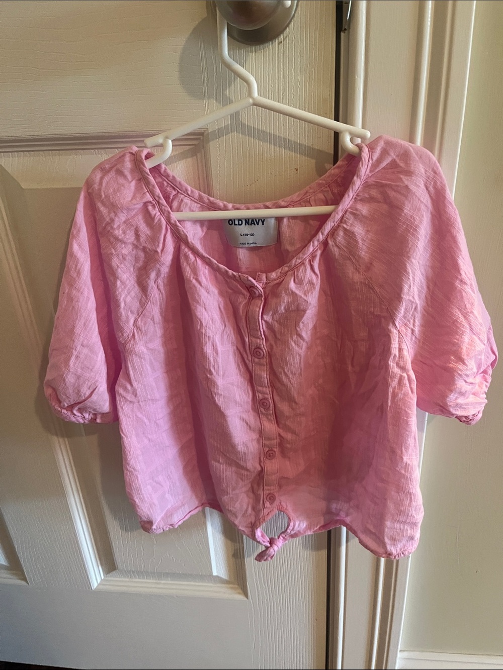 Old Navy Pink Button-Front Tie Hem Top